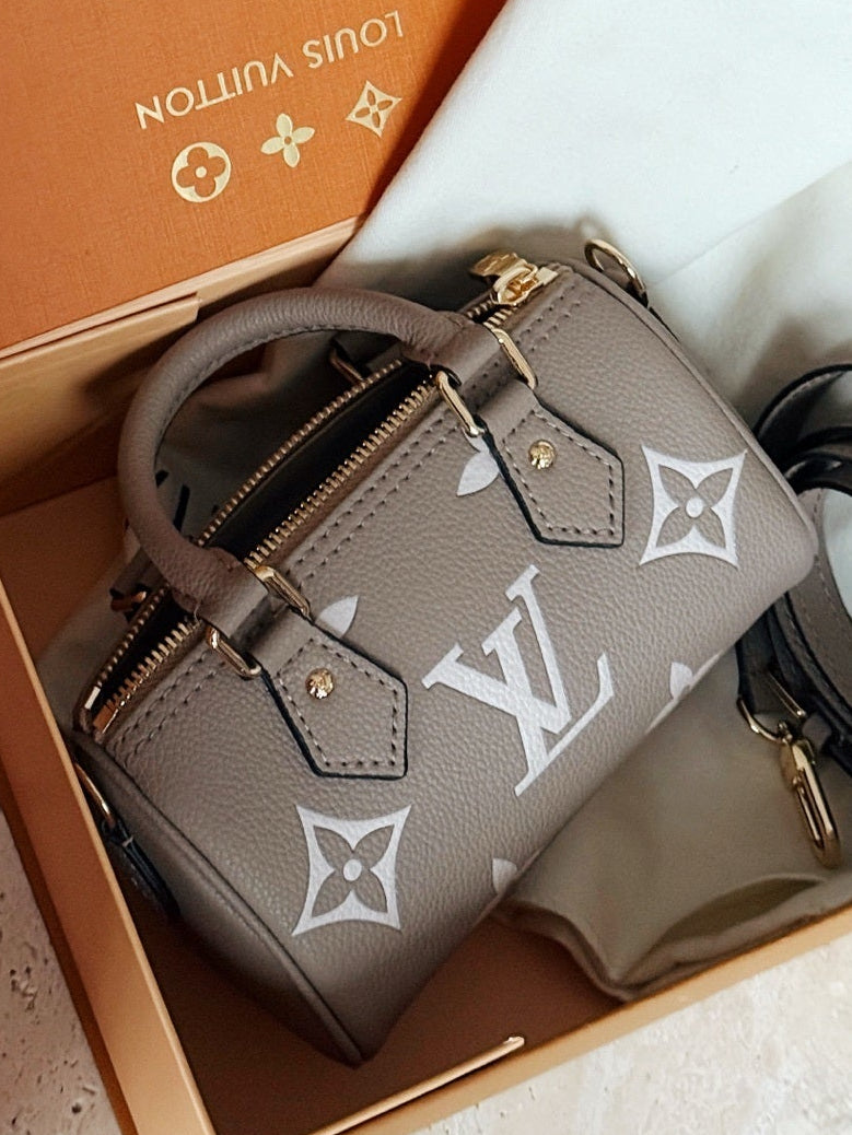 Louis Vuitton Nano Speedy Bandouliere Rose